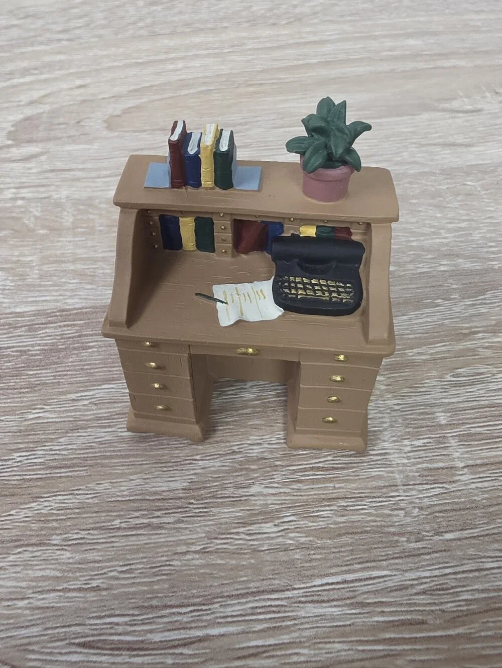 Avon Victorian Memories Living Room  Miniature Furniture Collectible Set 2001